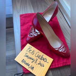 Red red bottom pumps